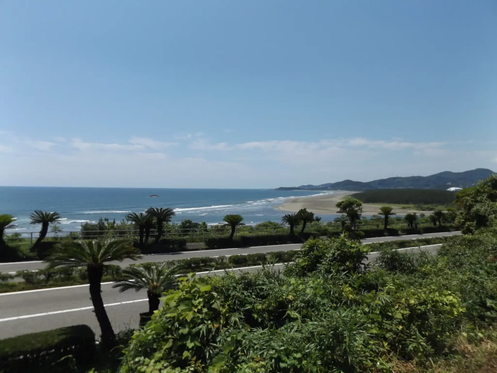 hyuga beach surfing spot