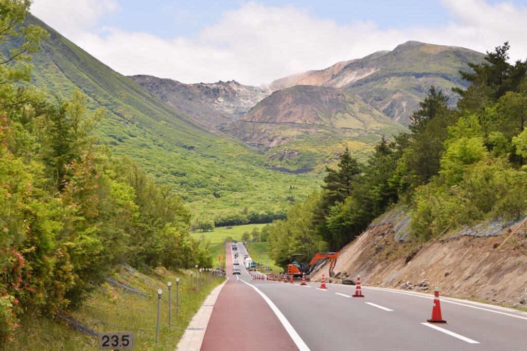 Yamanami-Highway-by-Raita-Futo-CC-License-4.0 Scenic Drives